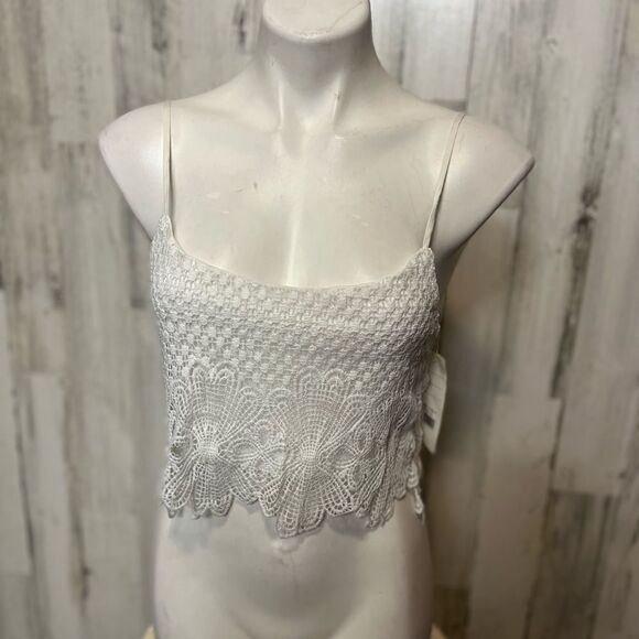 Tops - White tank top
